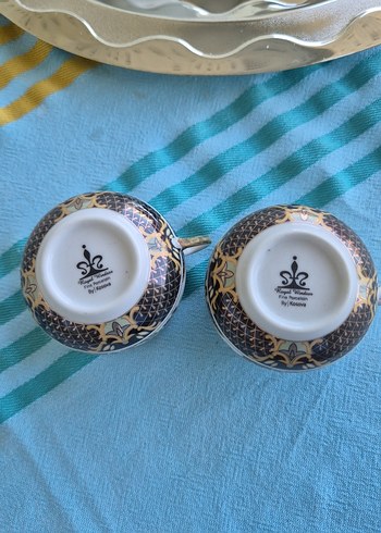 Çiçek ve Tavuskuşu Desenli Seramik Fincan - Görsel 5