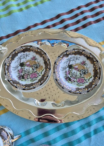 Çiçek ve Tavuskuşu Desenli Seramik Fincan - Görsel 4