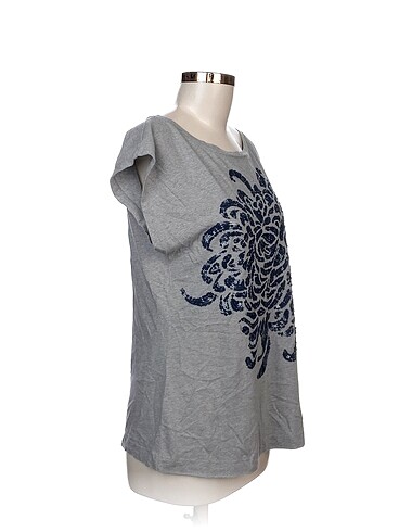 French Connection French Connection T-shirt %70 İndirimli.
