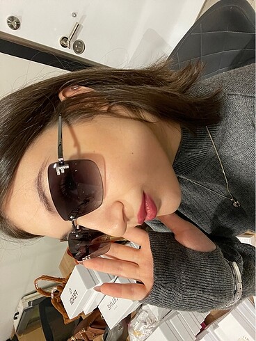 FENDİ SUNGLASSES