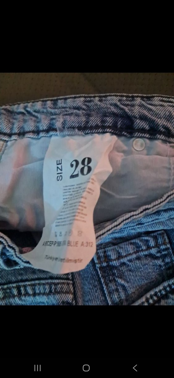 Batik Desenli Kadın Denim Şort - Görsel 2