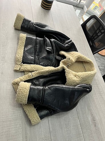 Oversize kürklü deri ceket