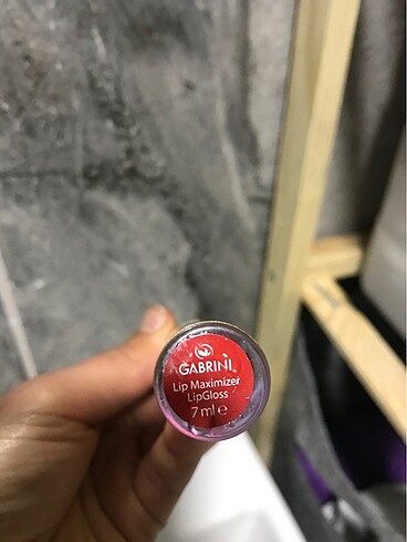 Diğer Gabrini dudak dolgunlaştırıcı