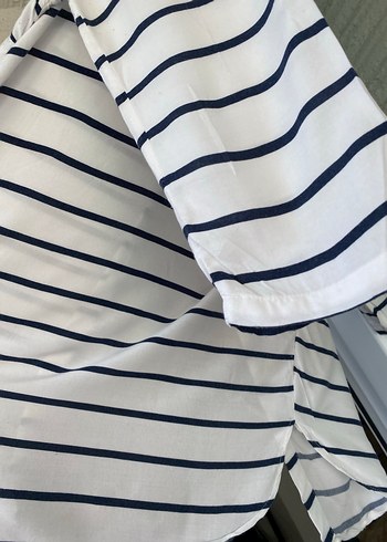 Düğmeli Uzun Kollu Çizgili Kadın Gömlek - Görsel 2