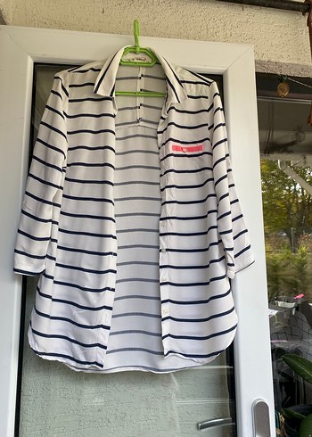 Düğmeli Uzun Kollu Çizgili Kadın Gömlek - Görsel 3