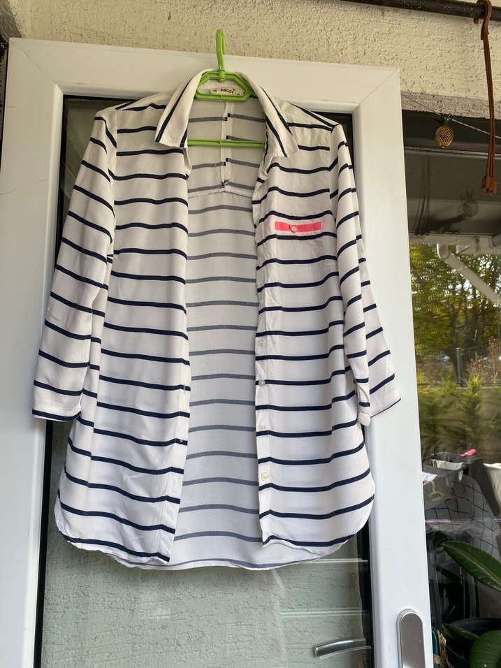 Düğmeli Uzun Kollu Çizgili Kadın Gömlek - Görsel 3