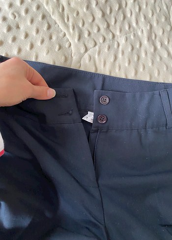 Siyah Pilili Kadın Kumaş Pantolon - Görsel 3