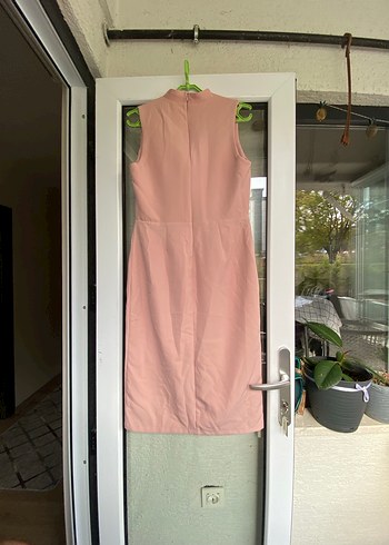 Pastel Pembe V Yakalı midi boy elbise - Görsel 2