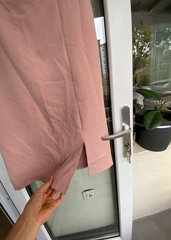 Pastel Pembe V Yakalı midi boy elbise - Görsel 5