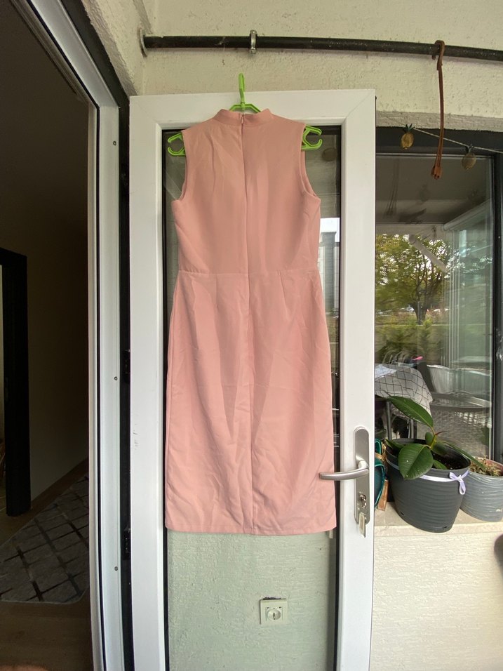 Pastel Pembe V Yakalı midi boy elbise - Görsel 2