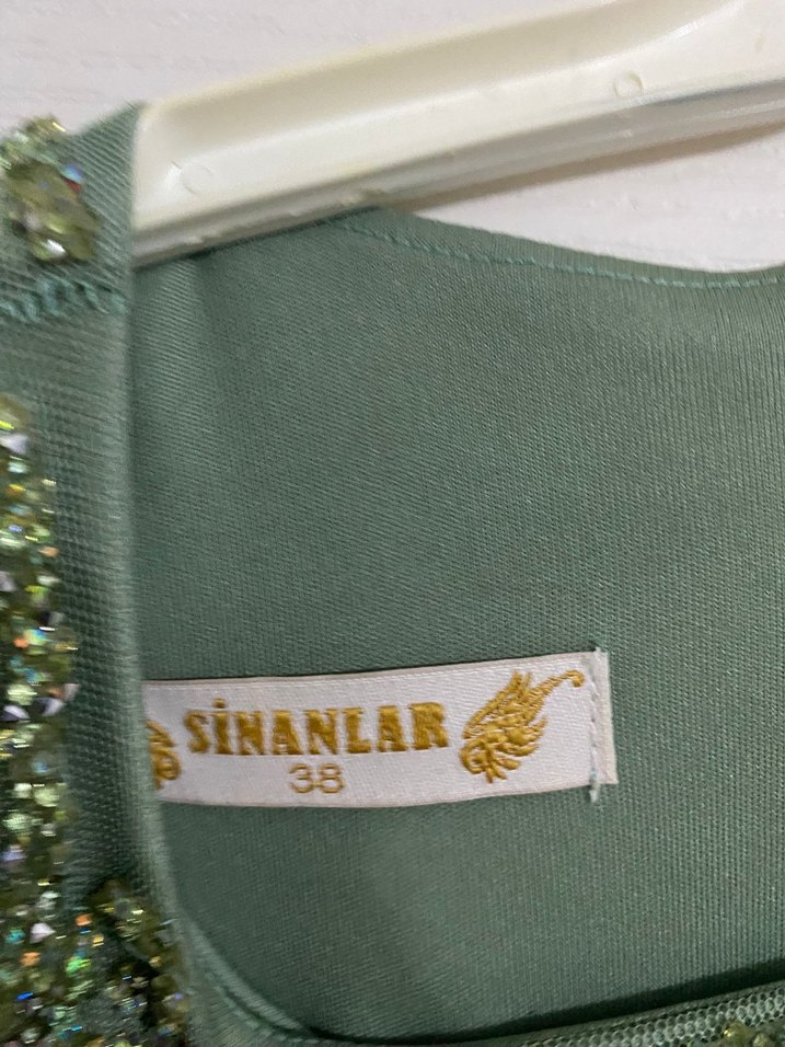 Uzun Kol İşlemeli Yeşil Balık model Abiye Elbise - Görsel 5