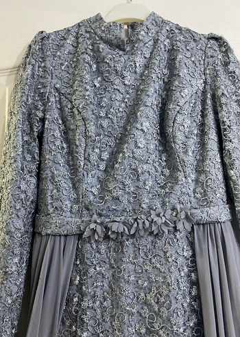 Gri Uzun Kollu Drapeli Abiye Elbise - Görsel 2