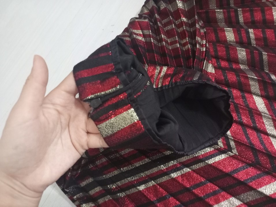 Kırmızı Pilili Midi Hamile Etek - Görsel 2