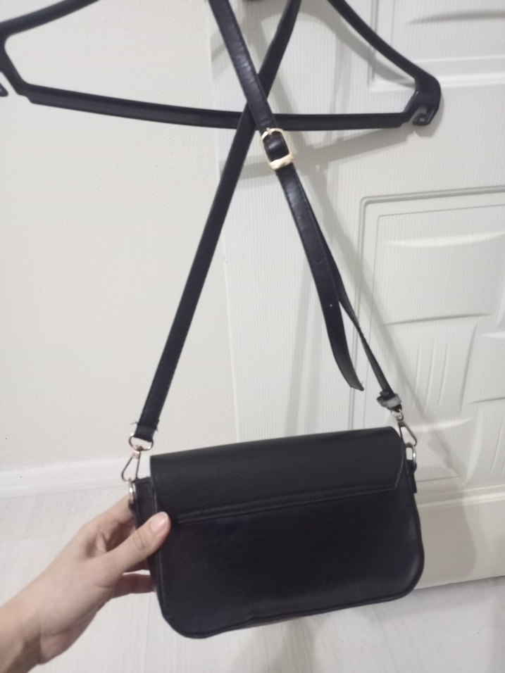 Kemer Tokalı Siyah Deri Kadın Çanta - Görsel 3