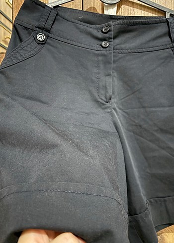 Kadın lacivert Kemerli Bermuda Şort - Görsel 3