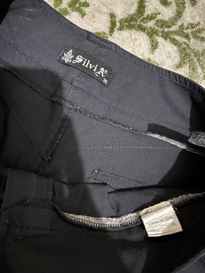 Kadın lacivert Kemerli Bermuda Şort - Görsel 4