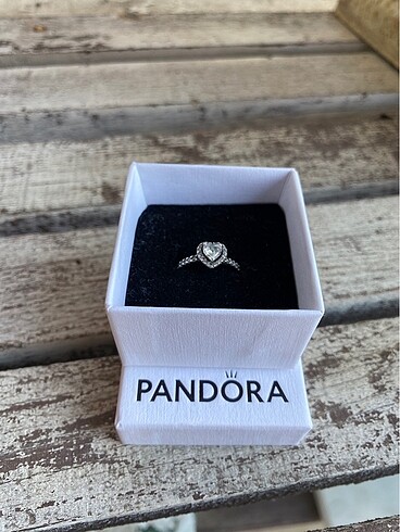 Pandora PANDORA KALPLİ YÜZÜK