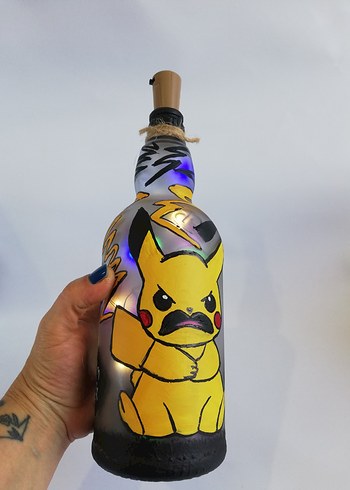Tasarımcı Pikachu el boyama şişe aydınlatıcı
