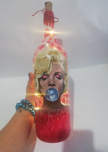 Işıklı şişe marilyn monroe el boyama - Görsel 2
