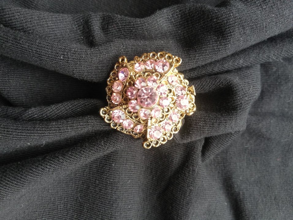 Pembe Payetli İşlemeli Kadın Yüzük - Görsel 3