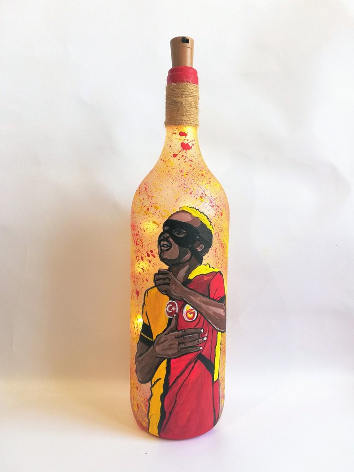 Galatasaray Osimhen temalı ışıklı şişe - Görsel 2