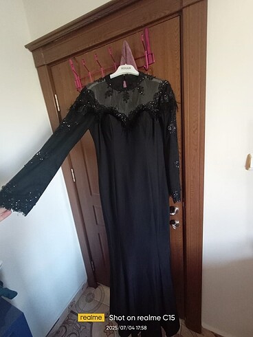 Armine Elbise 1 kez giyildi yeni