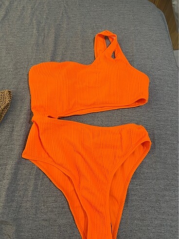 Mayo bikini