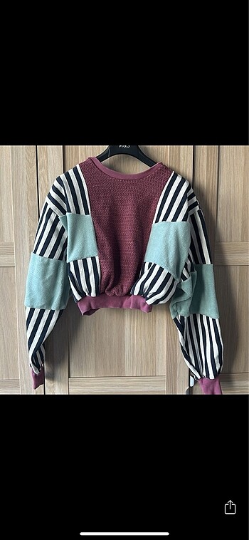 Şebnem Günay sweatshirt
