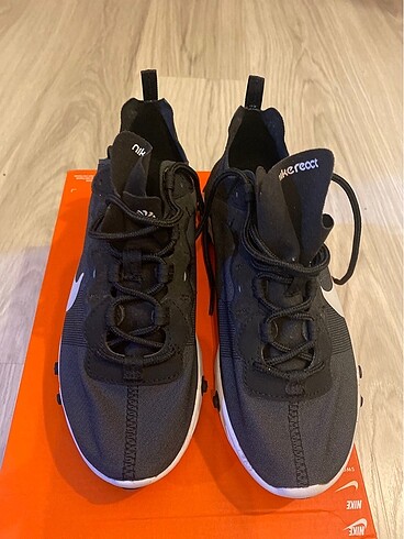 Nike Nıke sıfır ayakkabı