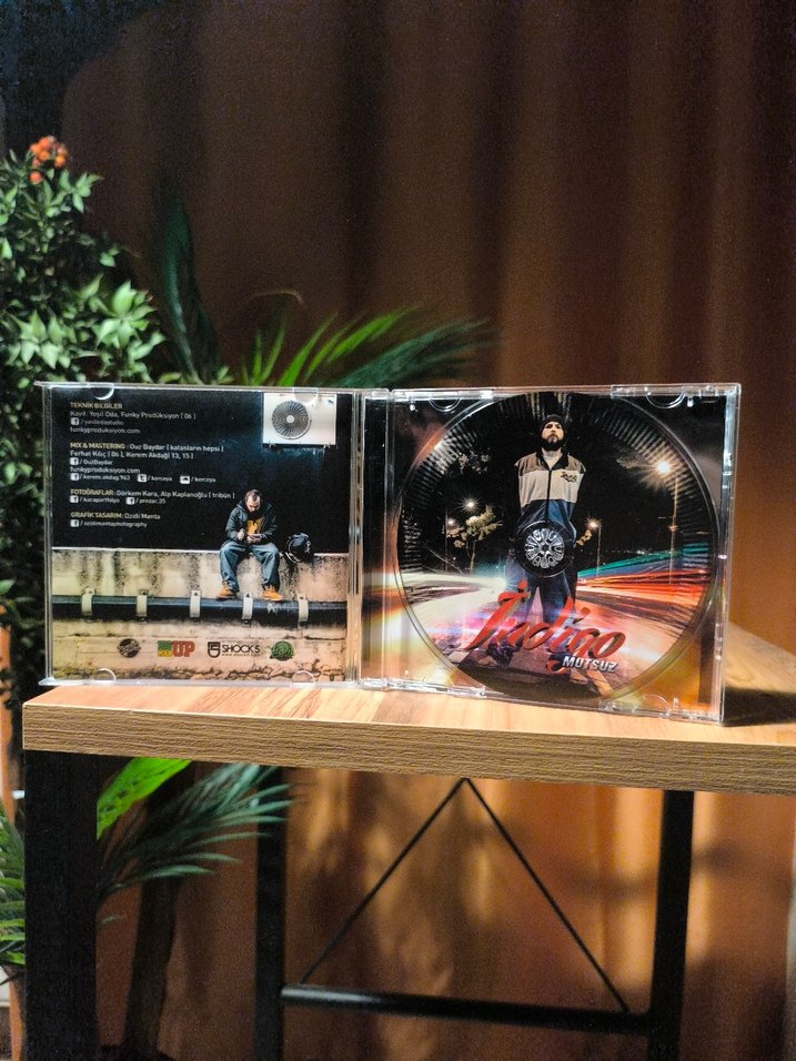 İndigo - Mutsuz (Dönem Baskı) - Görsel 2