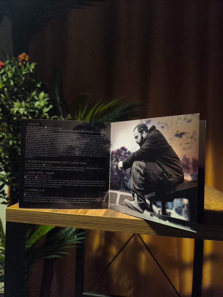 İndigo - Mutsuz (Dönem Baskı) - Görsel 5