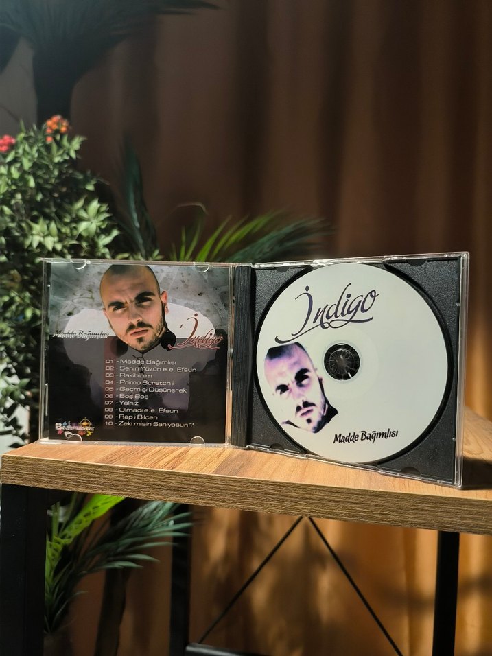 İndigo - Madde Bağımlısı - Görsel 2