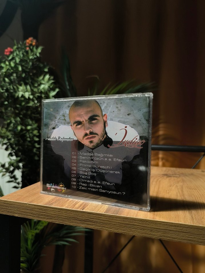 İndigo - Madde Bağımlısı - Görsel 3