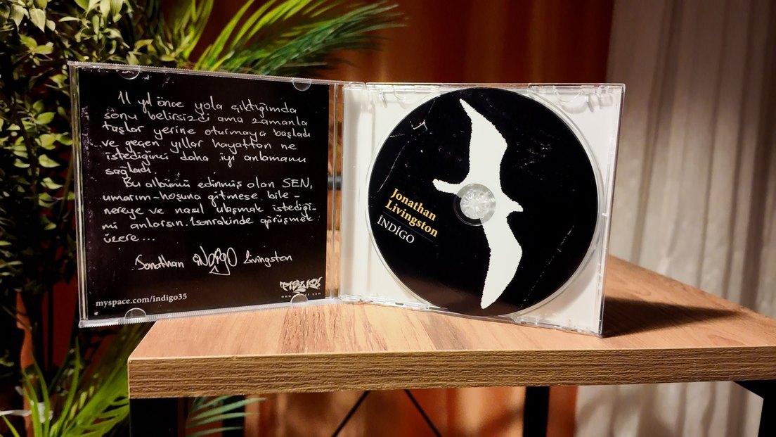 İndigo - Jonathan Livingston - Görsel 3
