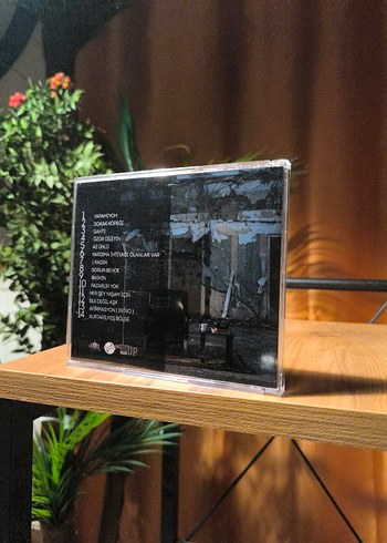 İndigo - Sokak Köpeği Dönem Baskı - Görsel 4