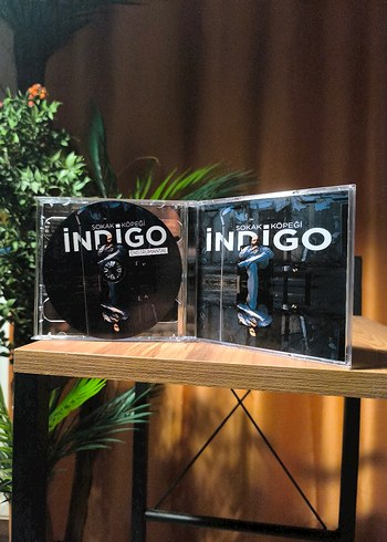 İndigo - Sokak Köpeği Dönem Baskı - Görsel 3