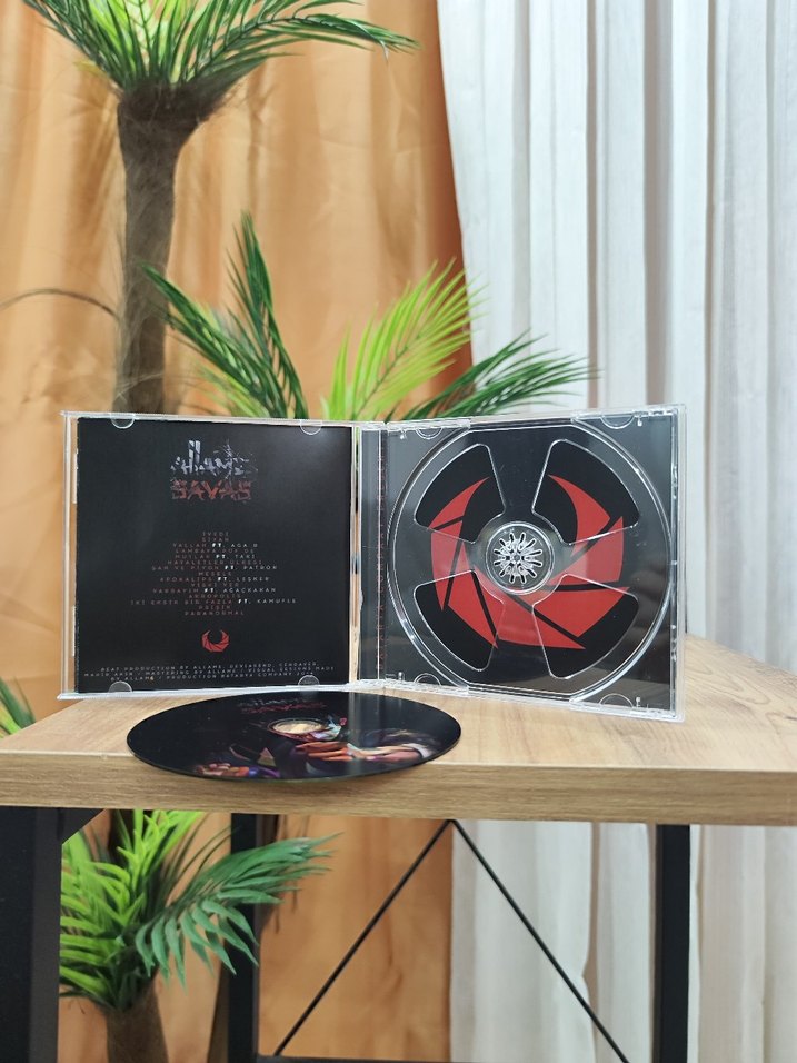 Allame - Savaş (Kitapçıklı) - Görsel 2