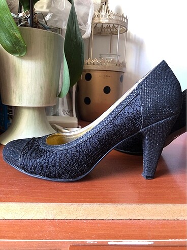 39 Beden siyah Renk Abiye stiletto