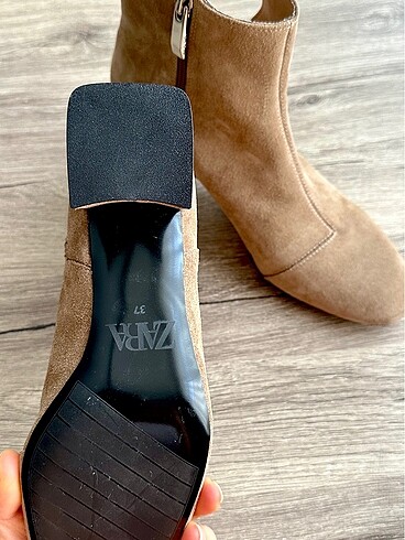 37 Beden camel Renk Zara bot