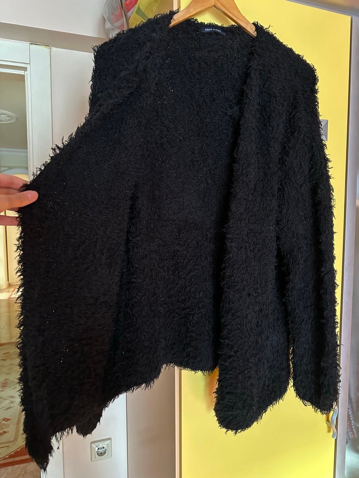 Kadın Siyah Hırka - Görsel 2