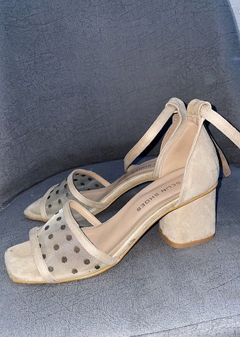 Bej Puantiyeli Kadın Topuklu Sandalet - Görsel 2