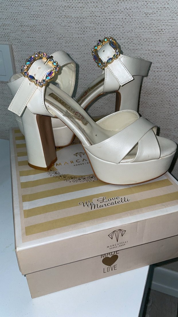 Beyaz Deri Platform Topuklu Kadın Ayakkabı - Görsel 4
