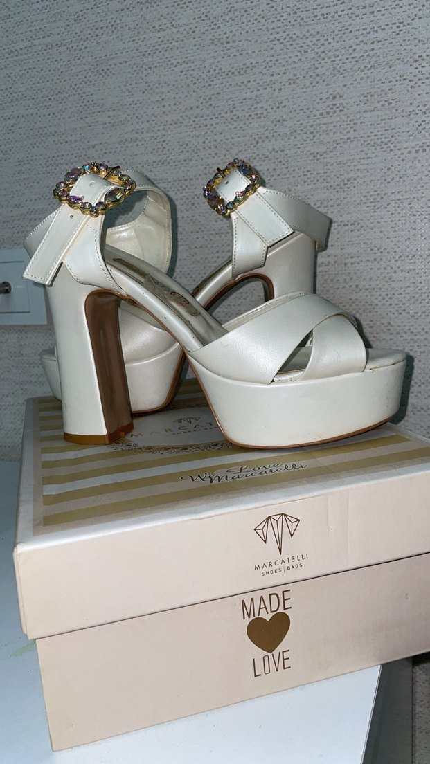 Beyaz Deri Platform Topuklu Kadın Ayakkabı - Görsel 3