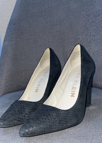 Siyah Yılan Derisi Desenli Stiletto Topuklu Ayakkabı - Görsel 4