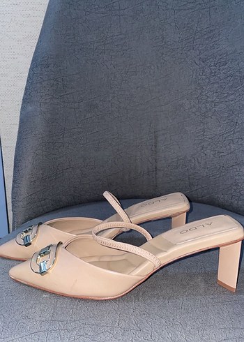 Bej Kadın Klasik Blok Topuklu Sandalet - Görsel 3