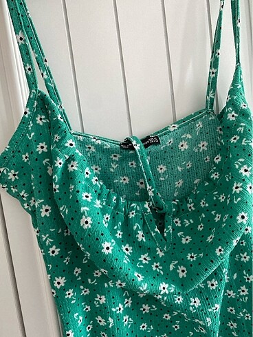 Zara Uzun yırtmaçlı yazlık yeşil elbise