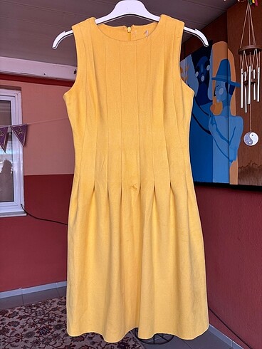 Sarı nubuk elbise