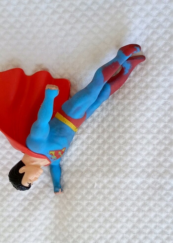 Esnek şekil alabilen Superman oyuncak - Görsel 4