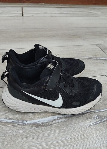 Nike ayakkabı