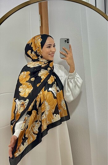 çiçekli şal